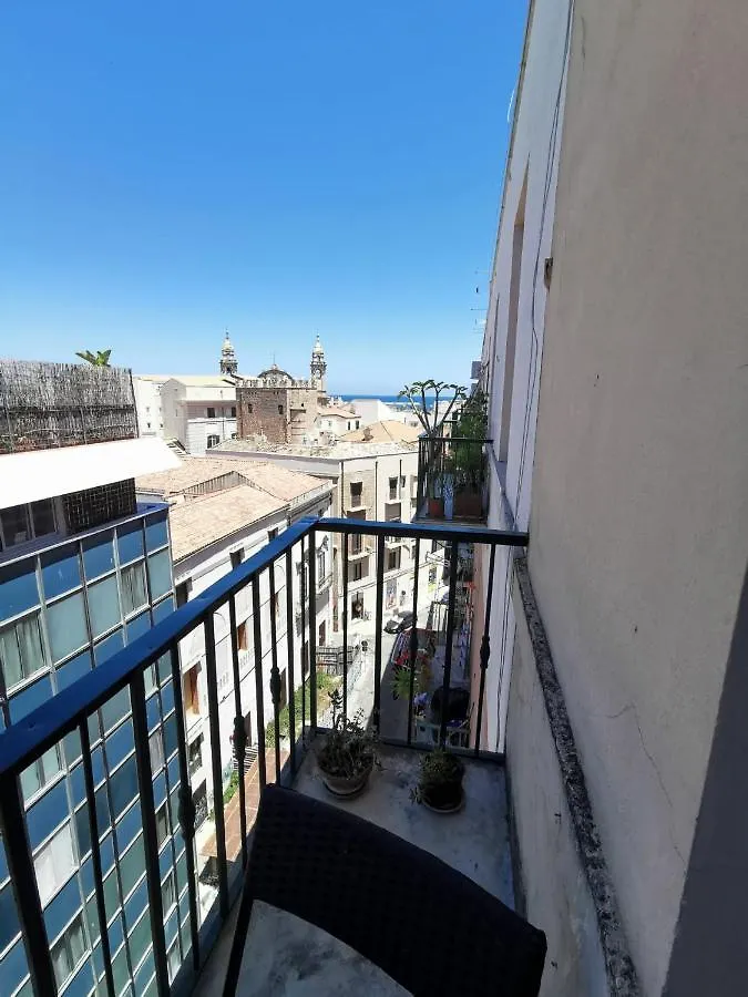 Il Tempo E La Stanza Apartment Palermo Italy